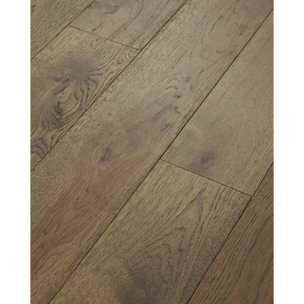 Shaw Belvoir Romanesque Hickory 9/16 in. T X 7.5 in. W Tongue and Groove Engineered Hardwood Flooring (31.09 sq.ft./case)