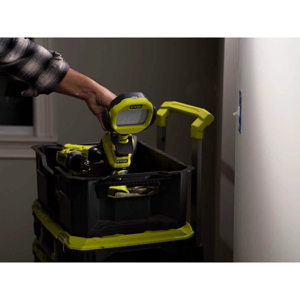 RYOBI ONE+ 18V Cordless LED Clamp Light (Tool Only)