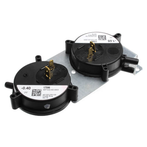 York S1-02434562000 pressure switch - front view (Product Type: Pressure Switch)