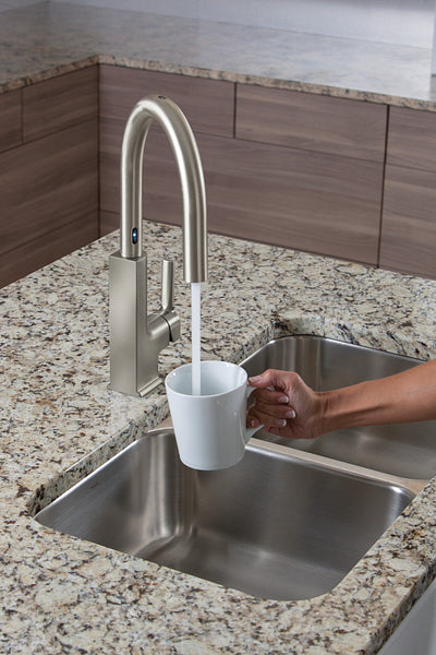 Moen STo Touchless Single-Handle Pull-Down Kitchen Faucet with MotionSense, Power Clean, Spot Resist Stainless