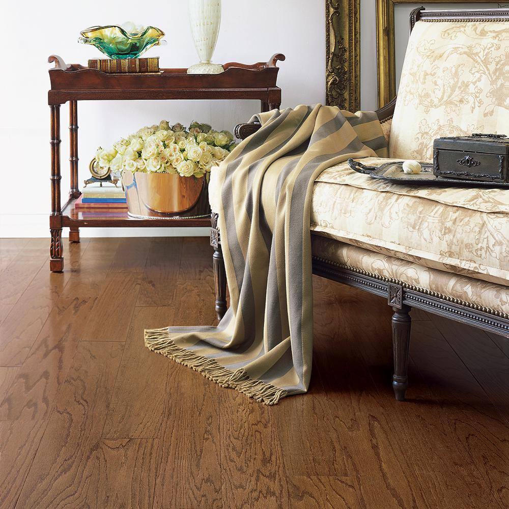 Bruce Colony Saddle Oak 3/8 in. T x 5 in. W T+G Smooth Engineered Hardwood Flooring (36.5 sq.ft./ctn)