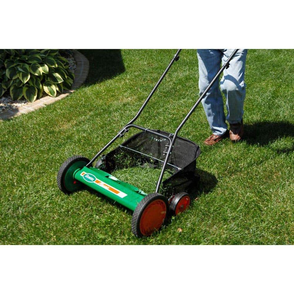 Scotts 20 in. Manual Walk Behind Reel Lawn Mower, Includes Grass Catcher