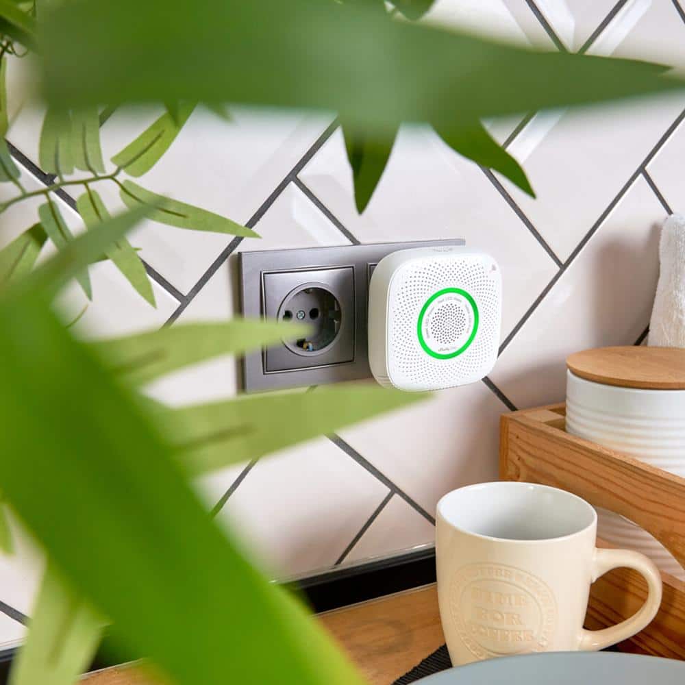 Shelly Gas LPG, Wi-Fi Operated Gas Sensor with Sound and Light Alarm, Certified Smart Gas Detection Sensor
