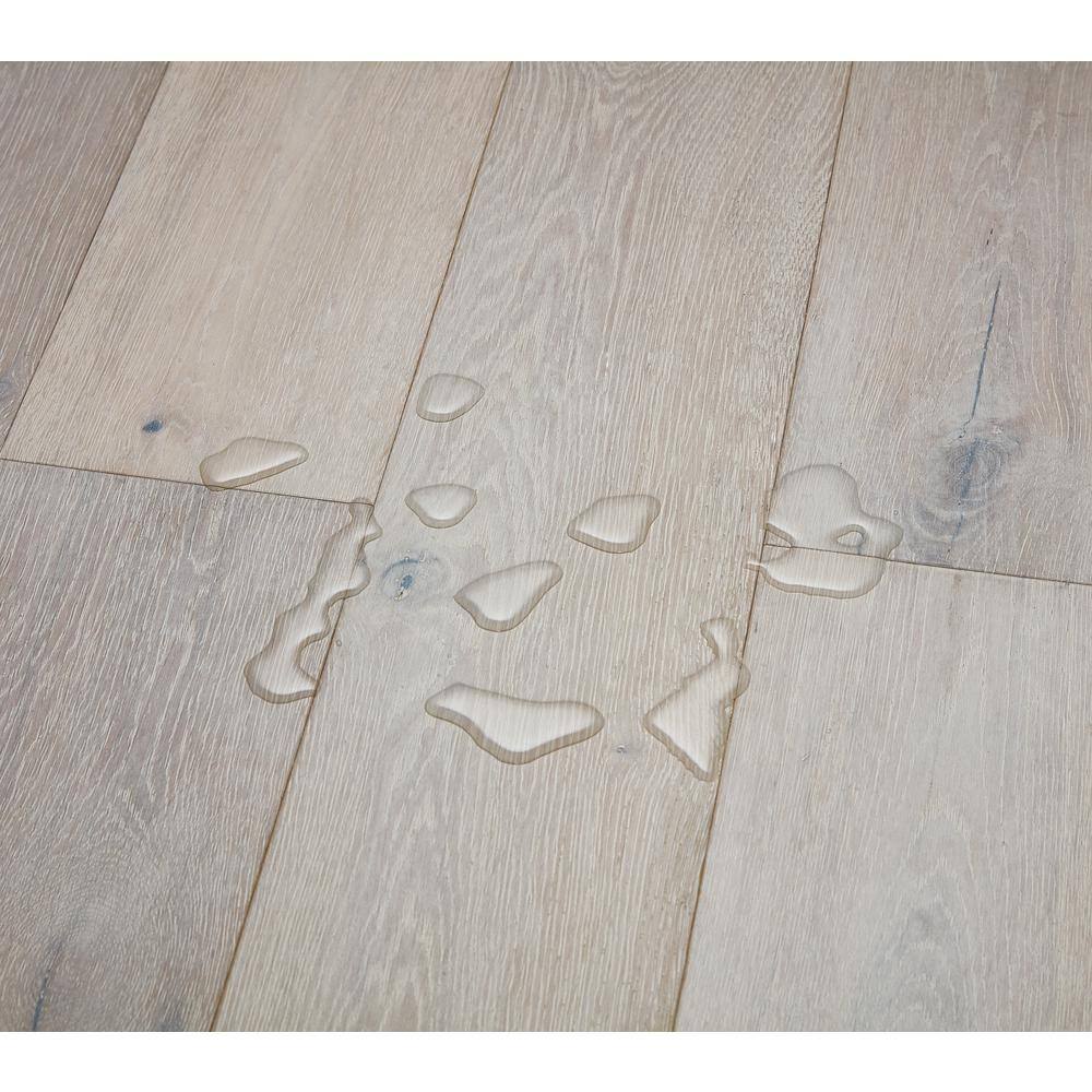 Lifeproof Shining River Oak 2/7 in. T x 6.5 in. W Click Lock Engineered Hardwood Flooring (19.5 sq.ft./case)