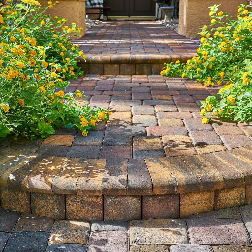 Pavestone Plaza 8.27 in. L x 5.51 in. W x 2.36 in. H Rectangle Sierra Blend Concrete Paver (360-Pieces/112 Sq. ft./Pallet)