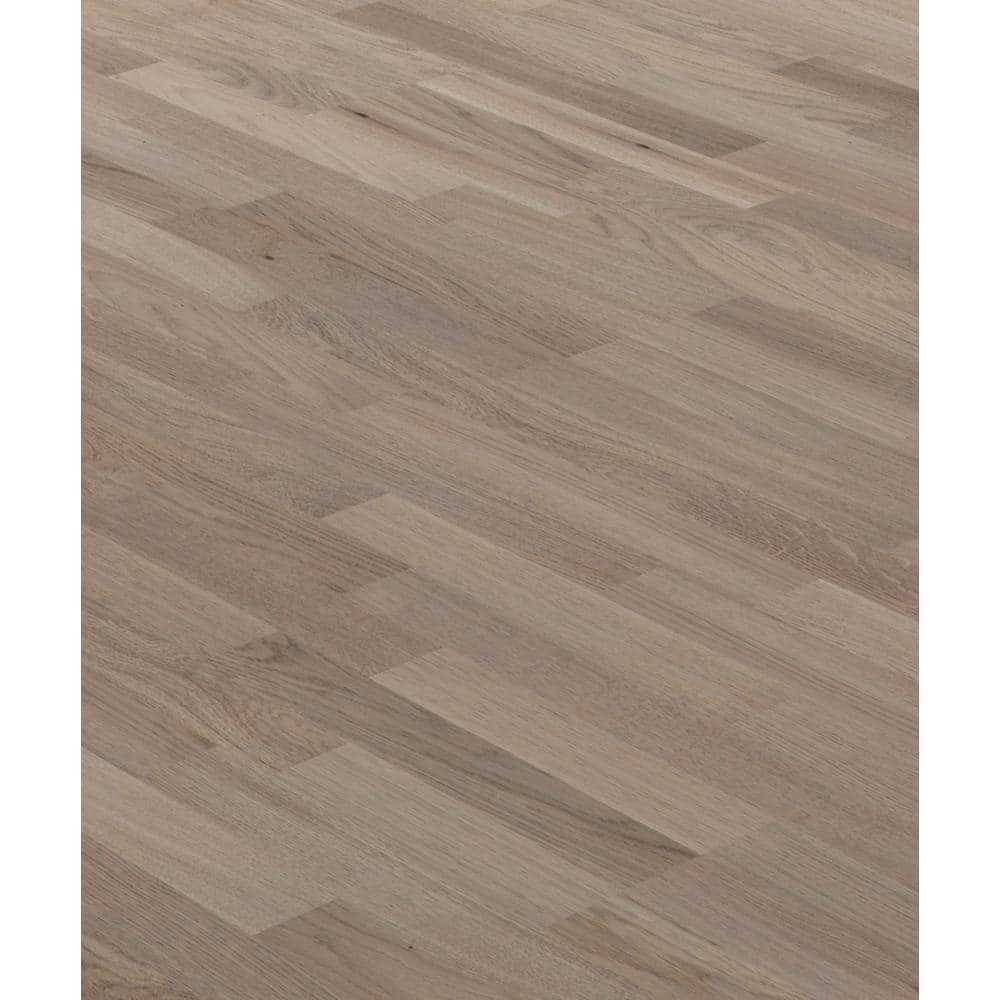 Baltic Wood Smokey Engineered European Oak 1/2 in. T x 7.2 in. W Click Lock Engineered Hardwood Flooring (38.6 sq.ft./case)