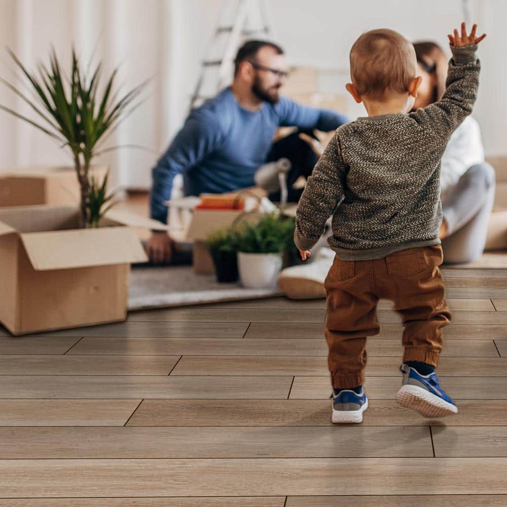 MSI Lauren Springs Oak 9.9 mm T x 7.72 in. W x 47.87 in. L Waterproof Laminate Flooring (40 cases/716.8 sq. ft./pallet)