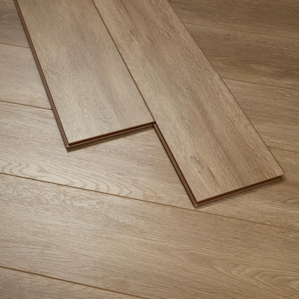 MSI Lauren Springs Oak 9.9 mm T x 7.72 in. W x 47.87 in. L Waterproof Laminate Flooring (40 cases/716.8 sq. ft./pallet)