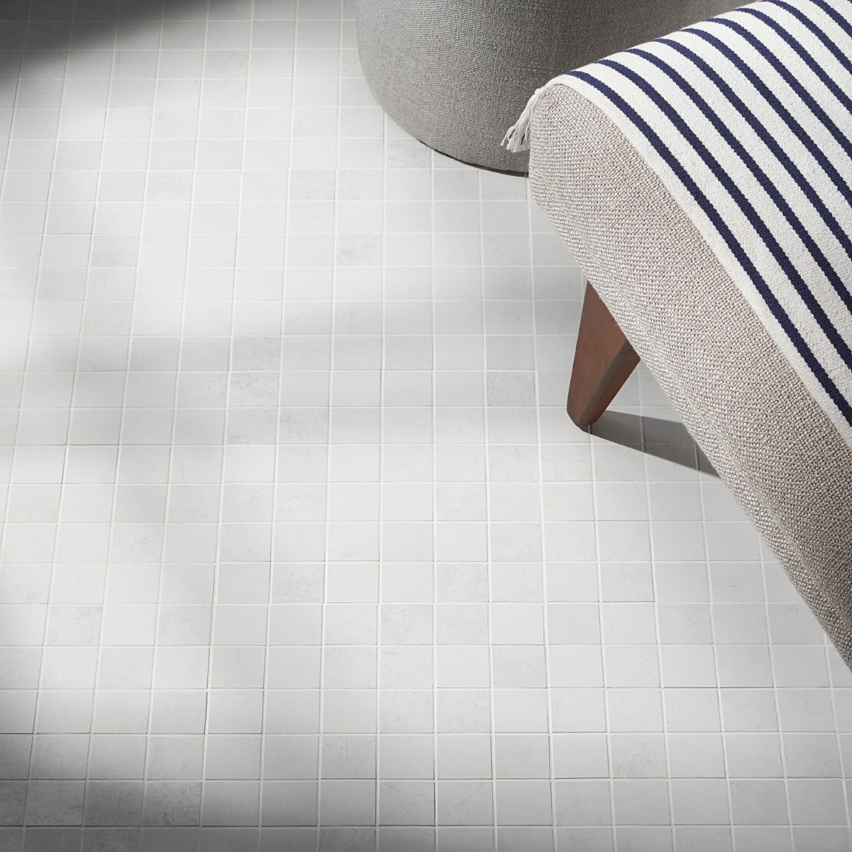 Bond Palladium Light Gray 2x2 Matte Porcelain Mosaic Tile - Lux Tile