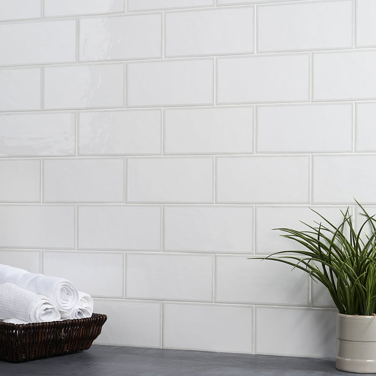 Bellami Framed Bianco White 5x10 Glossy Ceramic Subway Tile - Lux Tile