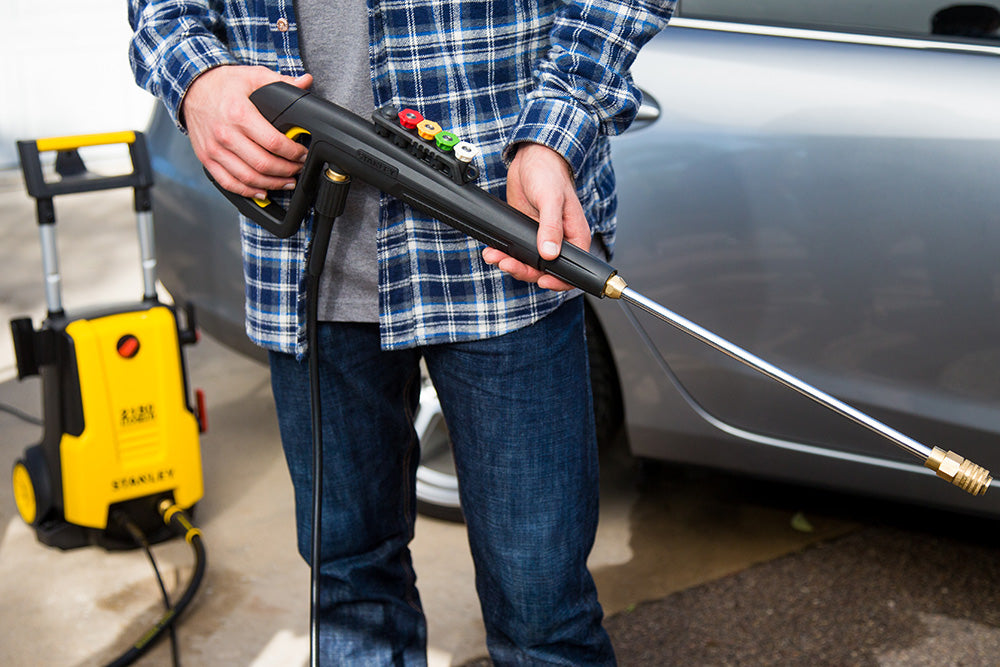 Stanley SHP2150 2150 PSI 1.4 GPM Electric Pressure Washer with High-Pressure Foam Cannon, 25 ft Hose, Spray Gun and Quick-Connect Nozzles