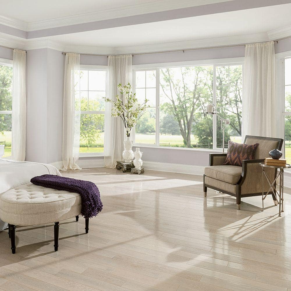 Bruce American Originals Sugar White Oak 3/8 in. T x 5 in. W T+G Smooth Engineered Hardwood Flooring (22 sq.ft./ctn)