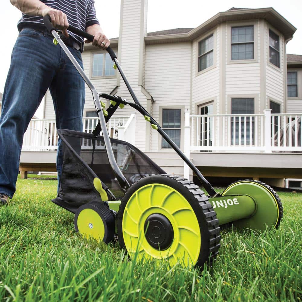 Sun Joe Mow Joe 18 in. Manual Push Walk Behind Reel Mower with Catcher