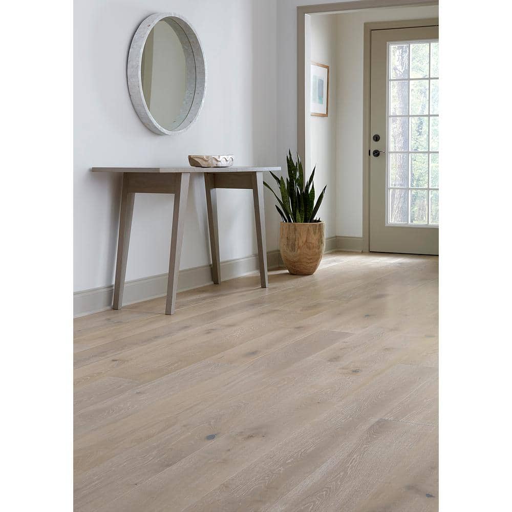 ASPEN FLOORING Timber Wolf White Oak 1/2 in. T x 7.5 in. W Water Resistant Wire Brush Engineered Hardwood Flooring (31.09 sqft/case)