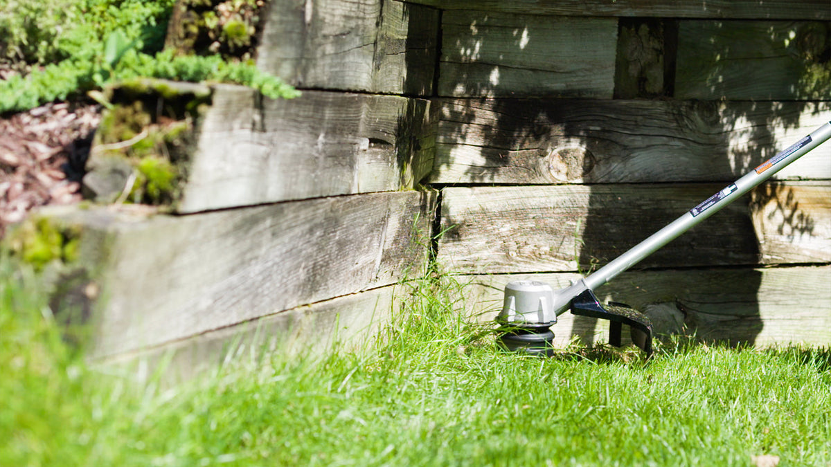 Toro 60-Volt Max Lithium-Ion Brushless Cordless 14 in./16 in. String Trimmer with 2.5 Ah Battery and Charger