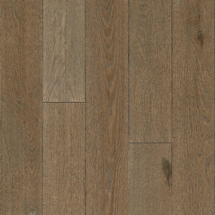 Bruce American Vintage Urban Coastal Red Oak 3/4 in. T x 5 in. W Scraped Solid Hardwood Flooring (23.5 sq.ft./ctn)