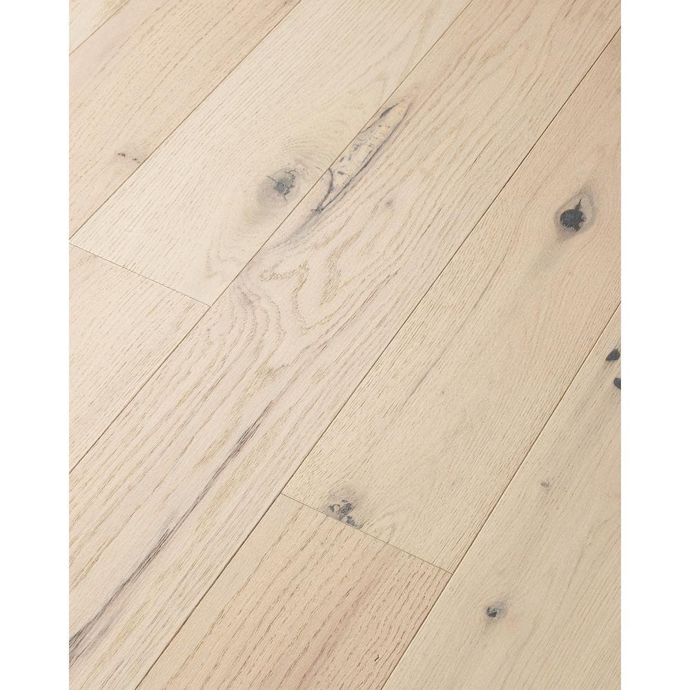 Shaw Serenity Urban Red Oak 1/2 In. T X 6.38 in. W Tongue and Groove Engineered Hardwood Flooring (25.4 sq.ft./case)