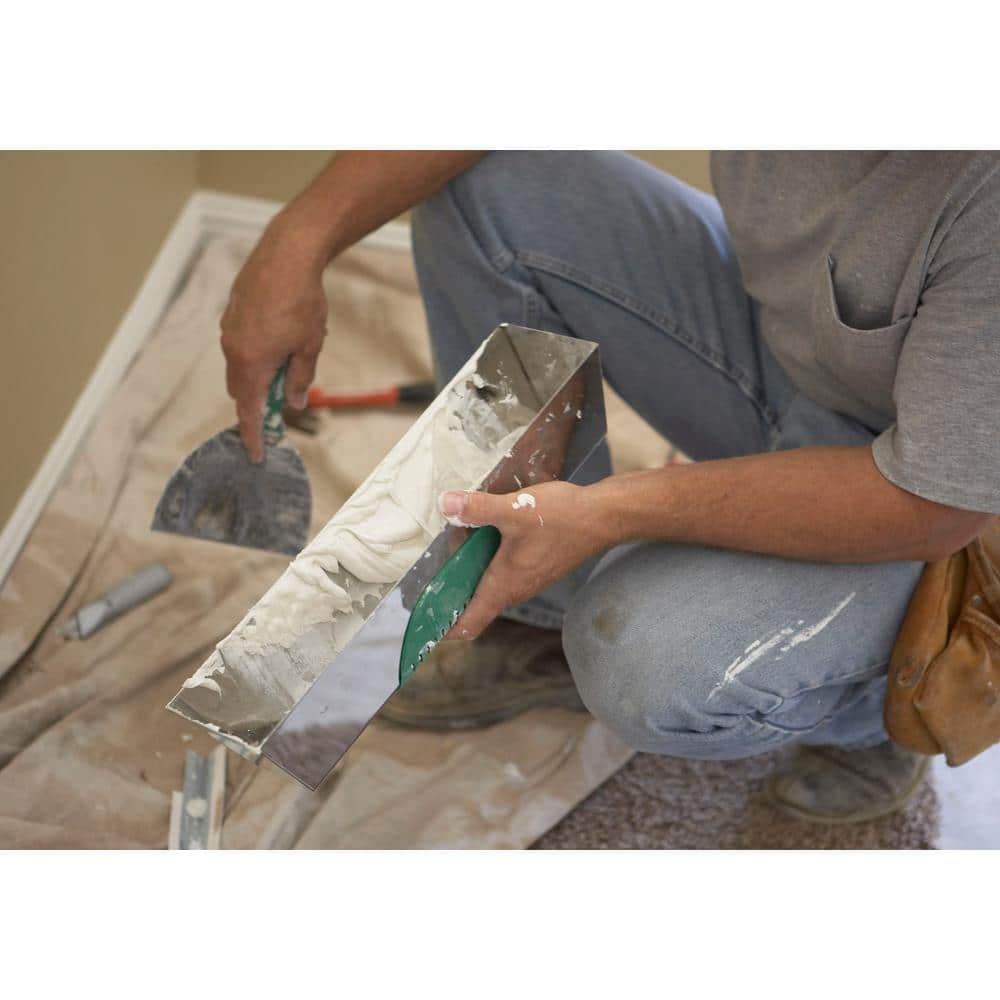 USG Sheetrock Brand 5/8 in. x 23-5/8 in. x 23-5/8 in. Patch and Repair Drywall