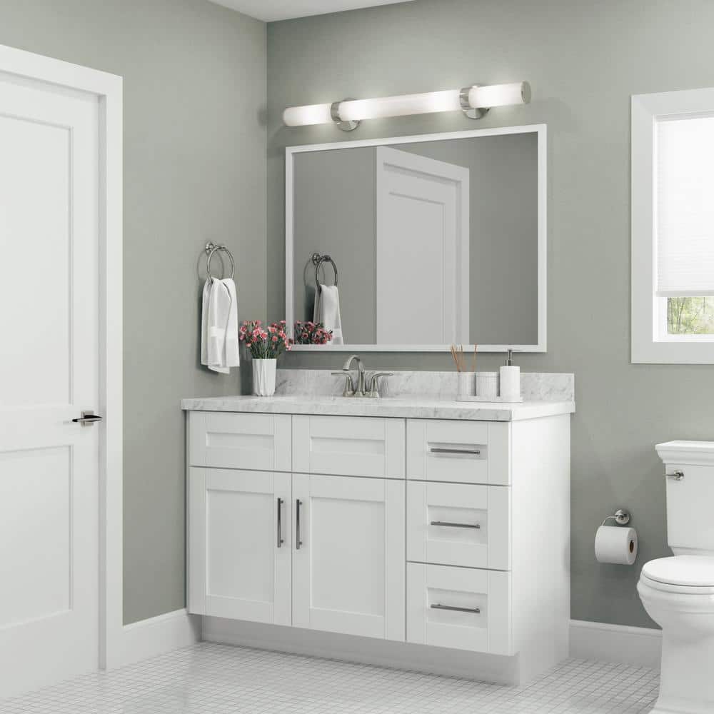 Arlington Vesper White Plywood Shaker Stock Assembled Wall Kitchen Cabinet Soft Close 33 in W x 12 in D x 30 in H