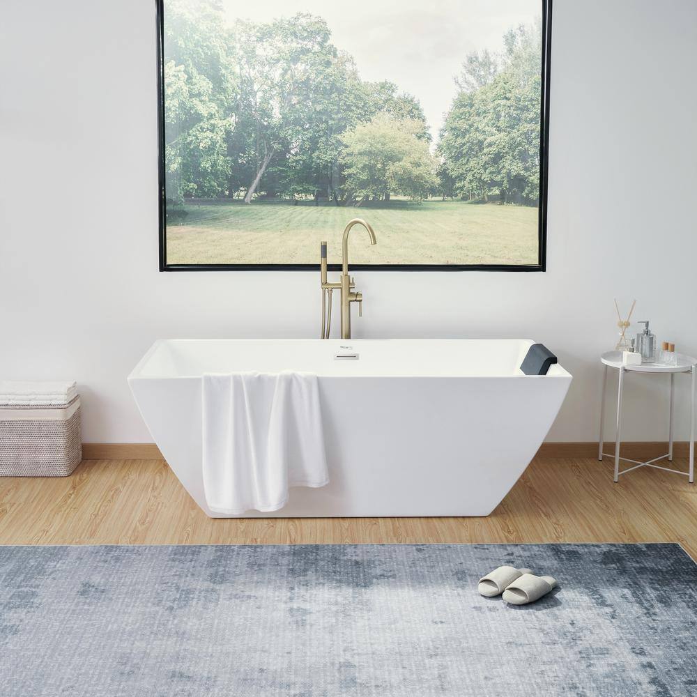 Vanity Art Montpellier 67 in. Acrylic Flatbottom Freestanding Bathtub in White