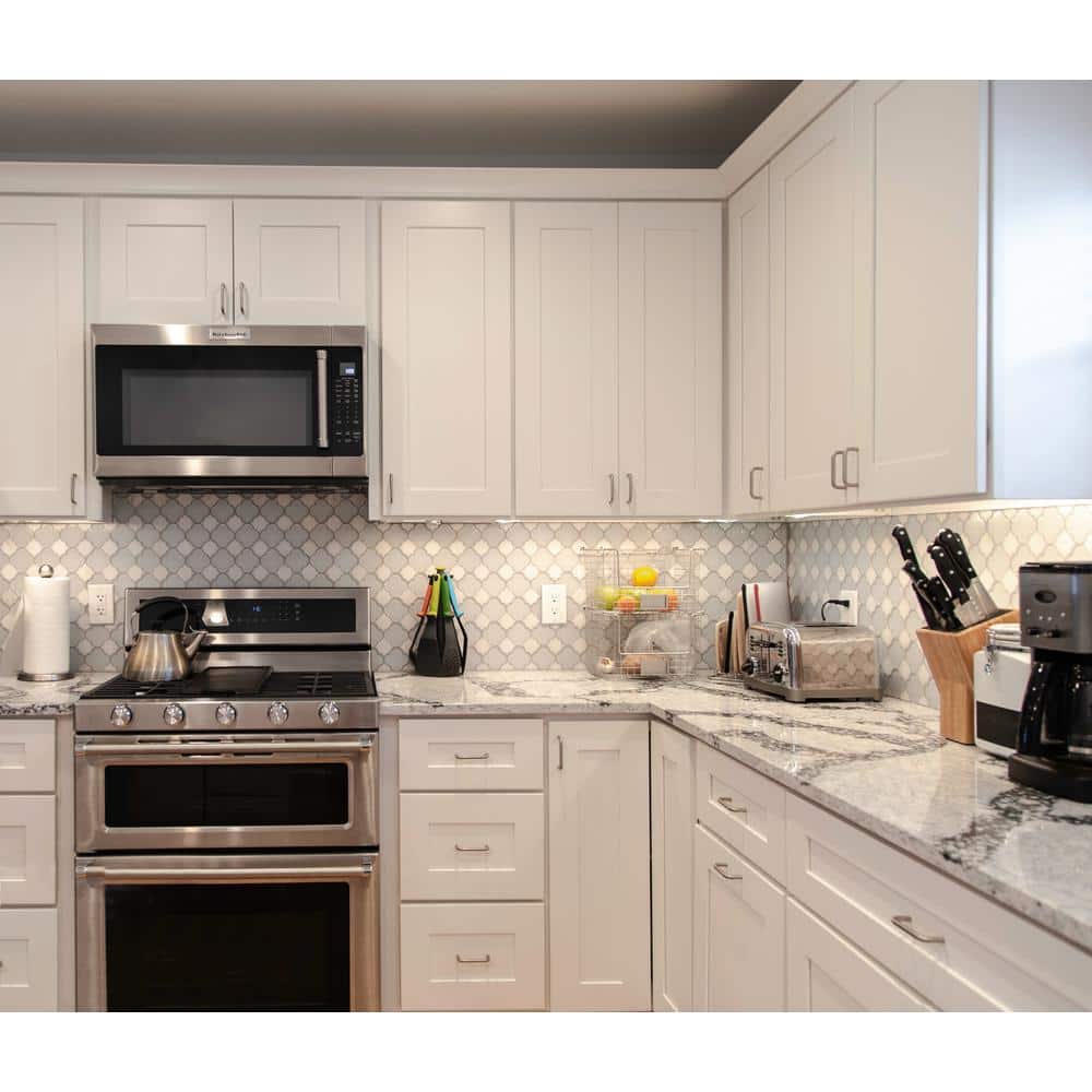 Design House Brookings Solid Wood Assembled Shaker 30 in. x 18 in. x 12 in. 2 Door Wall Kitchen Cabinet W3018 in White