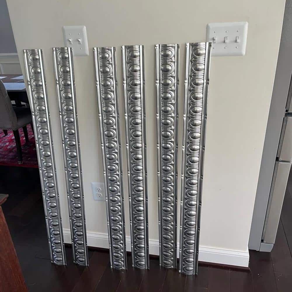 FROM PLAIN TO BEAUTIFUL IN HOURS Puffy Archways 0.012 in. x 4.25 in. x 48 in. Metal Bed Moulding Nail-Up Tin Cornice in White (24 Ln. ft./Pack)(6-Pieces)