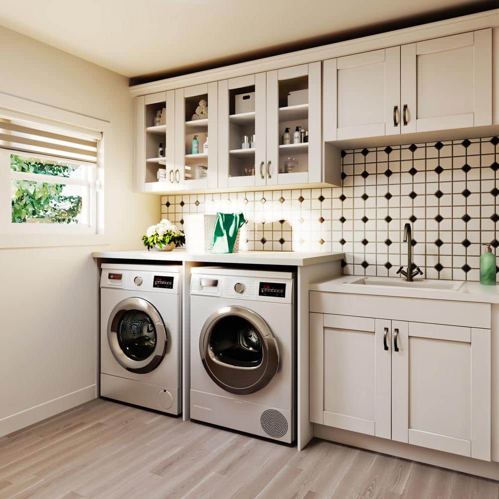 J COLLECTION Mancos Bright White Shaker Assembled Wall Kitchen Cabinet (18 in. W x 40 in. H x 14 in. D)