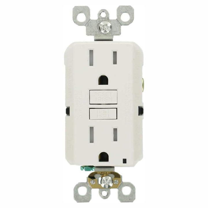 Leviton 15 Amp Self-Test SmartlockPro Slim Tamper-Resistant GFCI Duplex Outlet, White (3-Pack)
