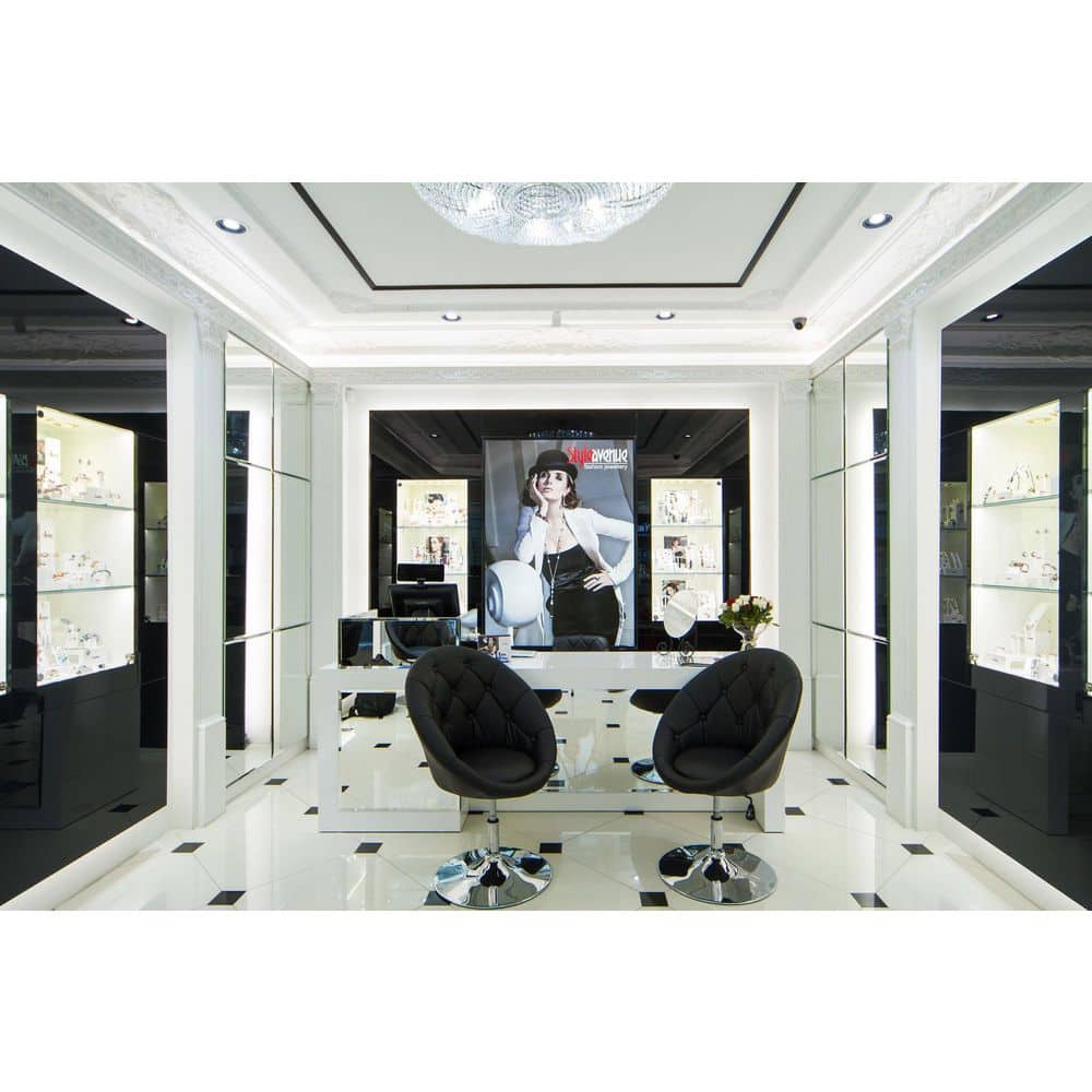 ORAC DECOR 7-1/4 in. x 7-1/4 in. x 78-3/4 in. Acanthus Leaves Primed White High Density Polyurethane Crown Moulding