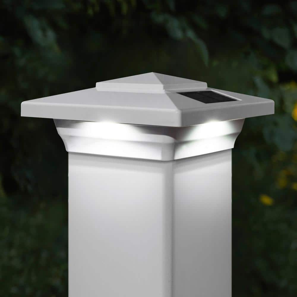 CLASSY CAPS Windsor 4 in. x 4 in. Outdoor White Vinyl LED Solar Post Cap (2-Pack)