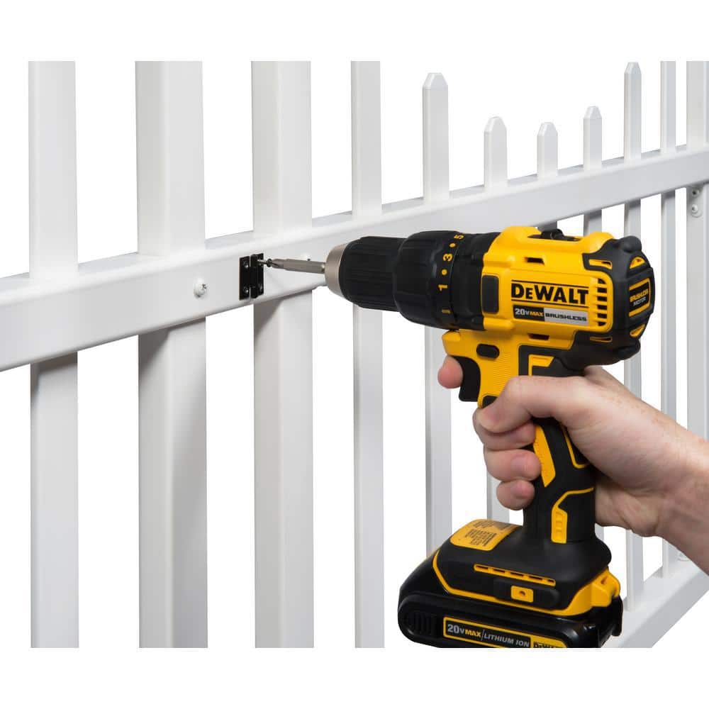 Zippity Outdoor Products 5 ft. W x 2.5 ft. H White Vinyl Washington Fence Gate Kit