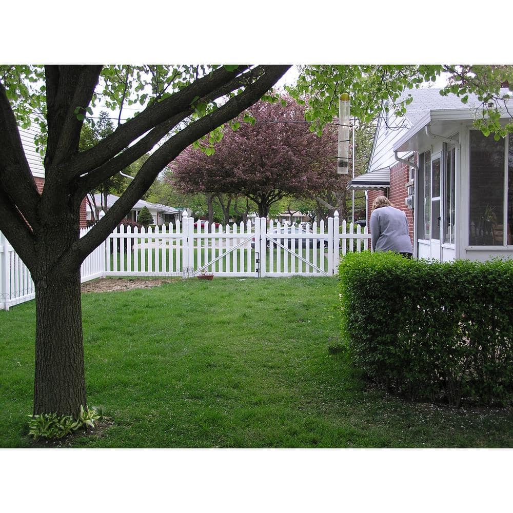 Weatherables Ellington White Vinyl Picket Fence Double Gate Kit